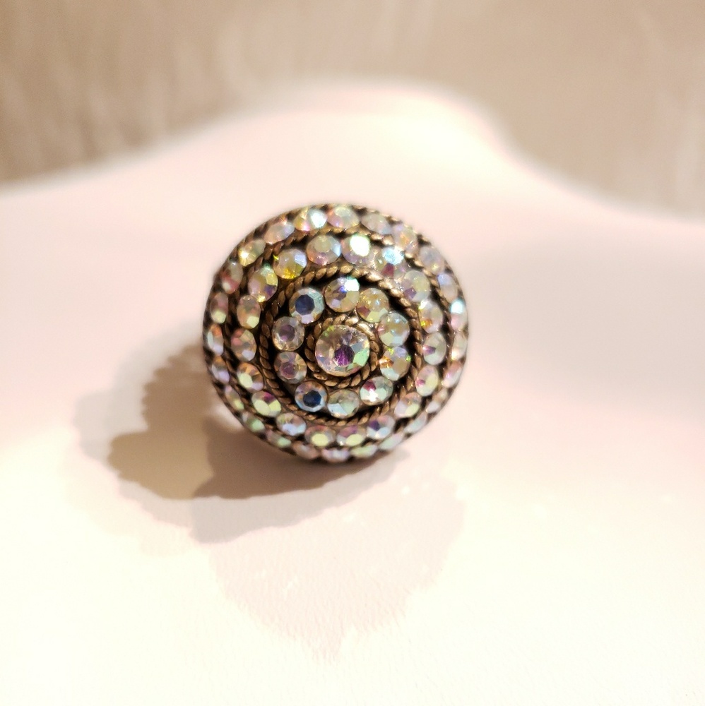 Ring - Picture 4 of 6